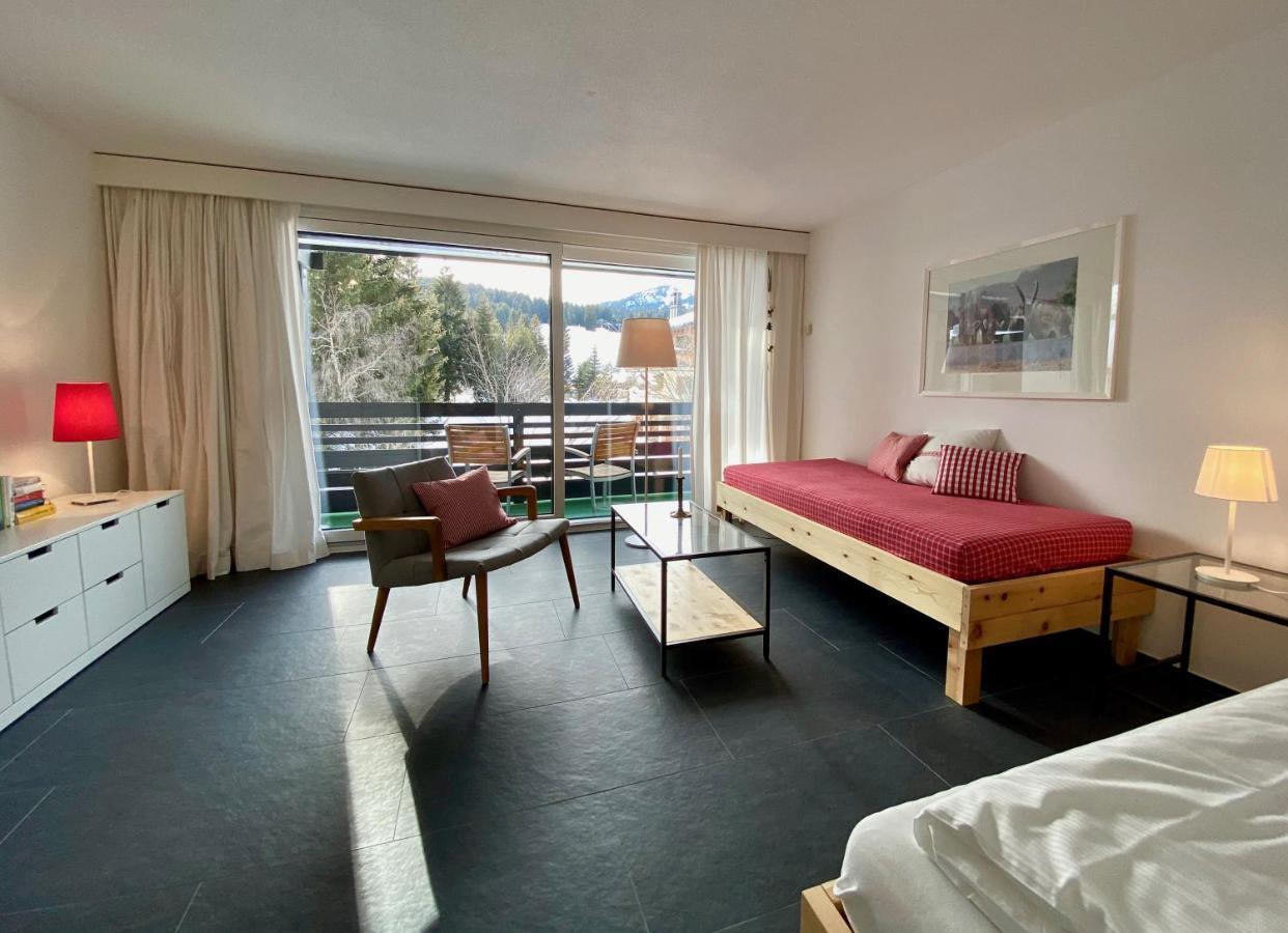Zuhause In Den Alpen Ihre Ferienwohnung Mit Hallenbad Und Sauna Lenzerheide Exterior photo