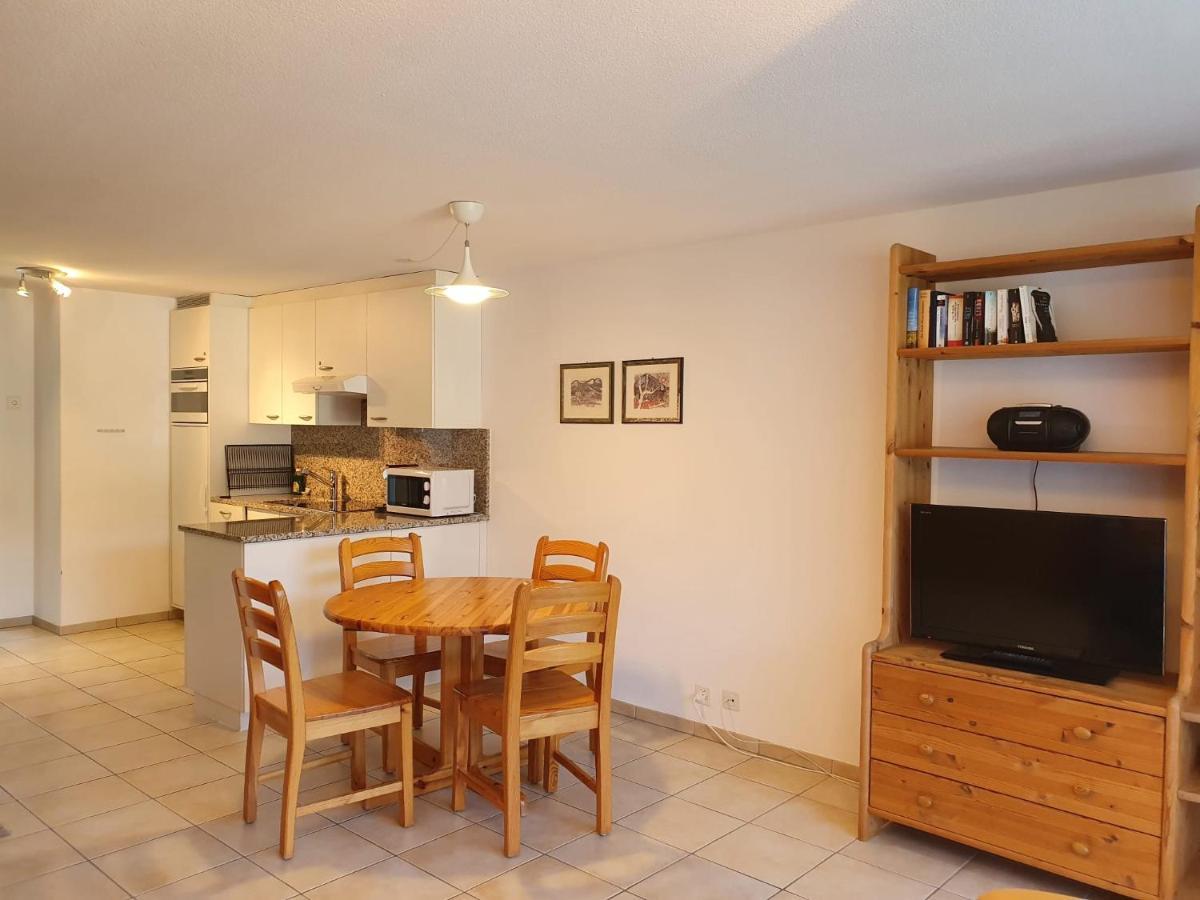 Zuhause In Den Alpen Ihre Ferienwohnung Mit Hallenbad Und Sauna Lenzerheide Exterior photo
