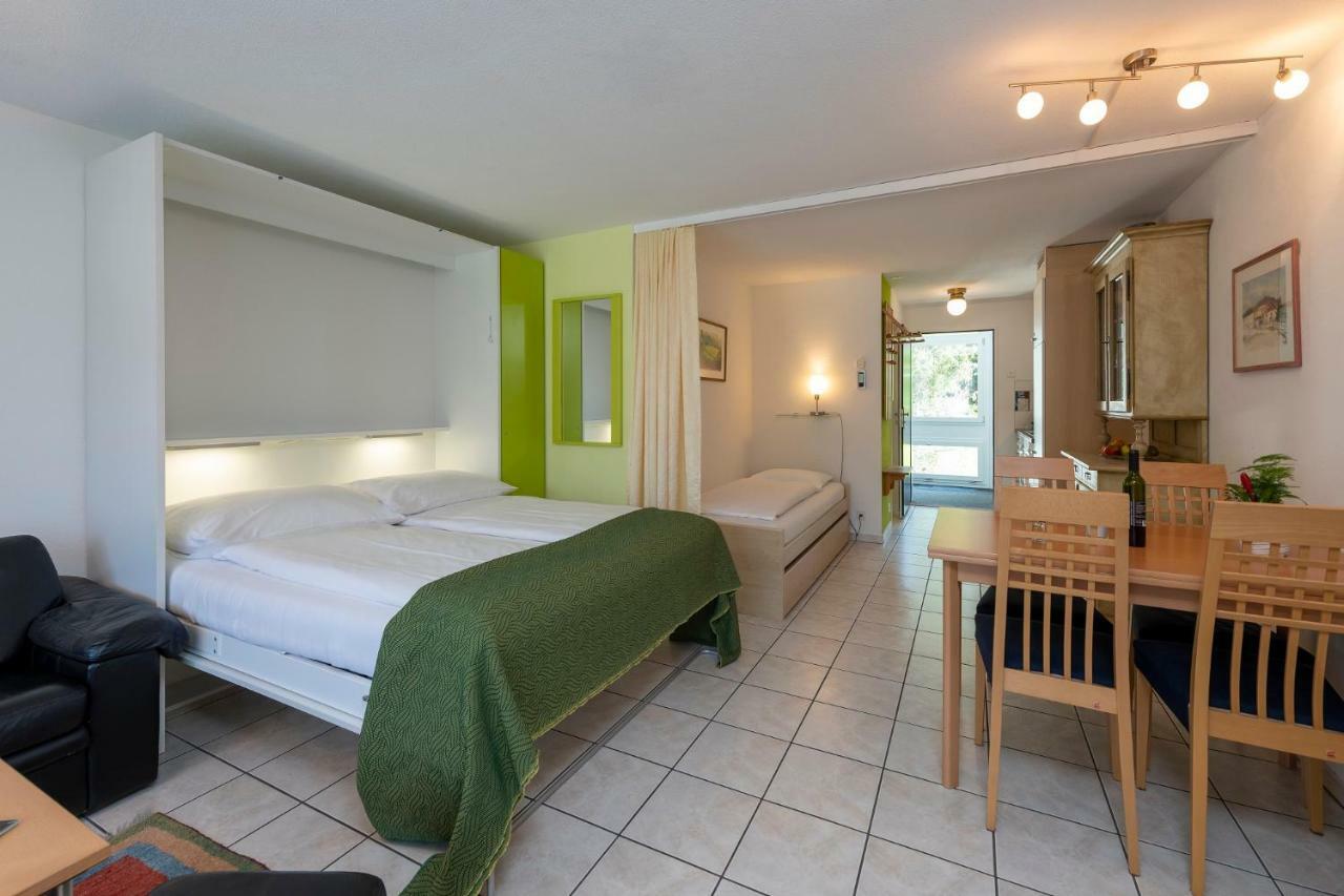 Zuhause In Den Alpen Ihre Ferienwohnung Mit Hallenbad Und Sauna Lenzerheide Exterior photo