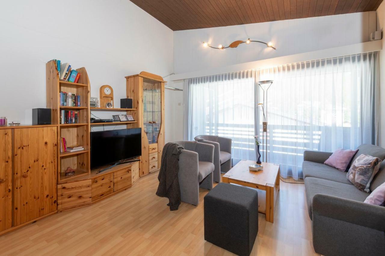 Zuhause In Den Alpen Ihre Ferienwohnung Mit Hallenbad Und Sauna Lenzerheide Exterior photo